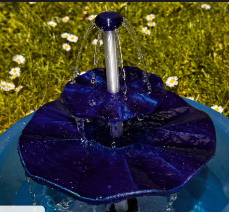 Solarer 2-stufiger 3D-gedruckter Brunnen von LumerynDesign